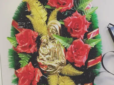 Венок ритуальный "Ладья" 85см