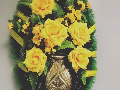 Венок ритуальный "Ладья" 85см