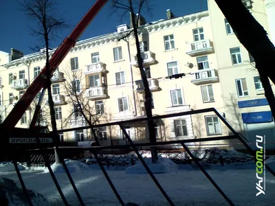 В центре Ярославля обрушился подъезд 4-этажного дома