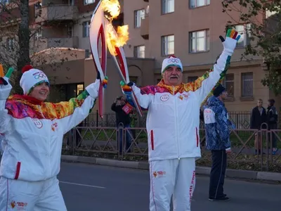 В Ярославле Валентина Терешкова зажгла чашу Олимпийского огня