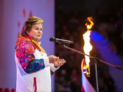 В Ярославле Валентина Терешкова зажгла чашу Олимпийского огня