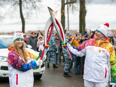 В Ярославле Валентина Терешкова зажгла чашу Олимпийского огня