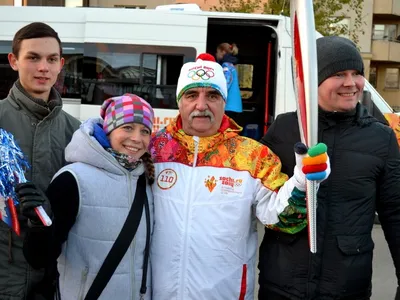 В Ярославле Валентина Терешкова зажгла чашу Олимпийского огня