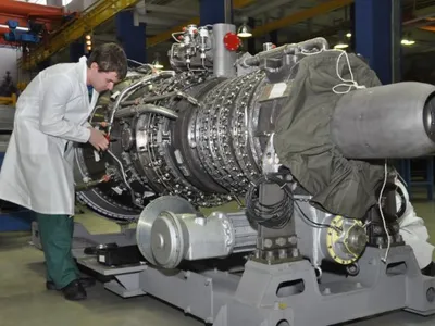 Вице-премьер правительства РФ Дмитрий Рогозин посетил НПО «Сатурн» в Рыбинске