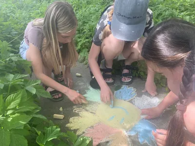 В Ярославском Росреестре состоялся детский праздник «Я рисую на асфальте!»