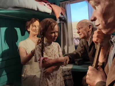 Сотрудники Управления Росреестра по Ярославской области посетили уникальный передвижной музей «Поезд Победы»