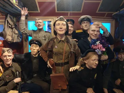 Сотрудники Управления Росреестра по Ярославской области посетили уникальный передвижной музей «Поезд Победы»