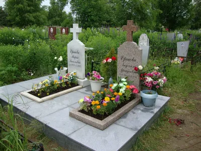 Памятники из мрамора