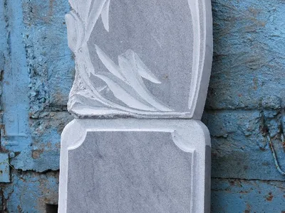 Памятники из мрамора