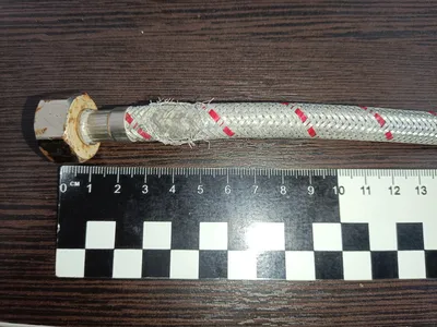 Экспертиза шланга гибкой подводки