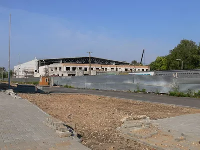 Строительство Ледового дворца на улице Чкалова