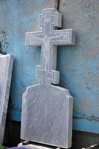 Памятники из гранита и мрамора