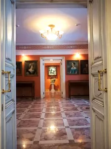 Музей-усадьба дворян Леонтьевых: интерьеры усадьбы