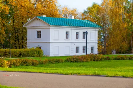 Мемориальный музей-усадьба Некрасова в Карабихе