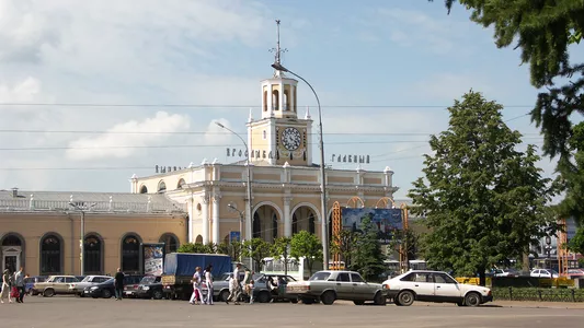 Здание вокзала Ярославль-Главный